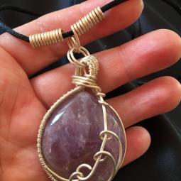 collier améthyste-cuivre plaqué argent, améthyste-35 euros-plus de photos sur demande-envoi possible