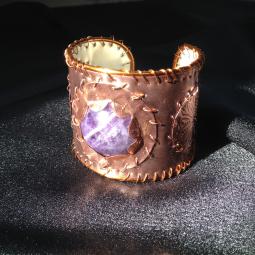 Bracelet cabochon améthyste-cuivre naturel, cuivre verni, améthyste-Vendu